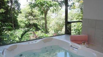 Lovestone Cottages Montville Ngoại thất bức ảnh